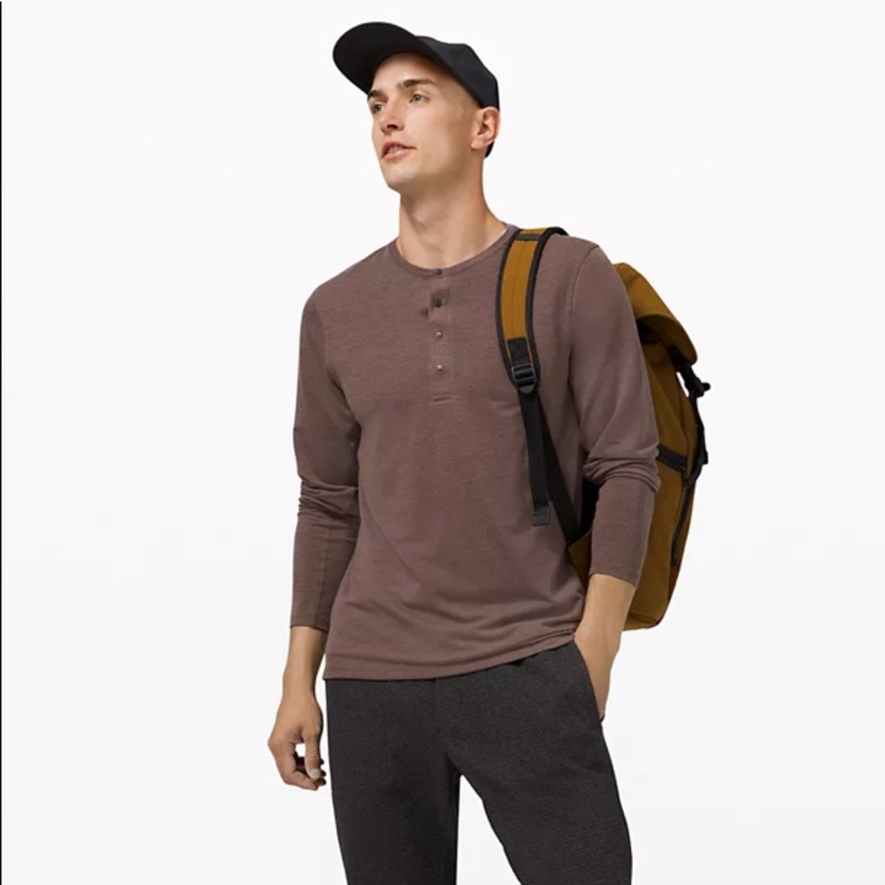 Men’s Lululemon black Henley long sleeve shirt